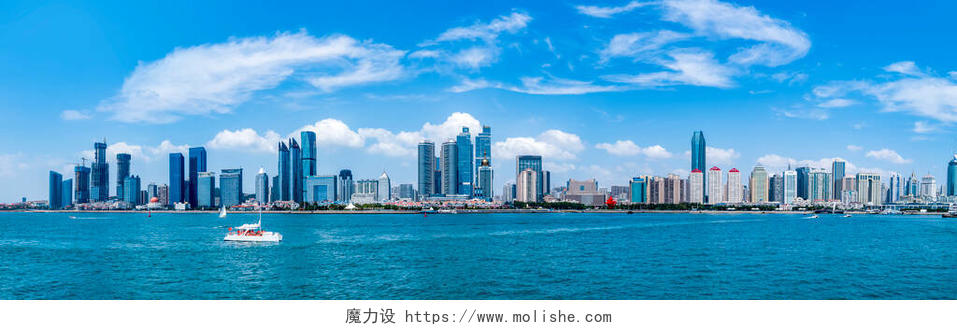 现代城市风景海岸线青岛旅游